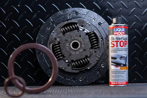 Vista 2 de LIQUI MOLY 1005 Sellador de fugas de aceite 300 ml