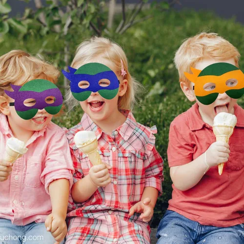 Vista 6 de Paquete de 32 máscaras de tortugas para niños, juegos temáticos de tortugas, suministros de fiesta de cumpleaños, decoración de fiesta, regalo