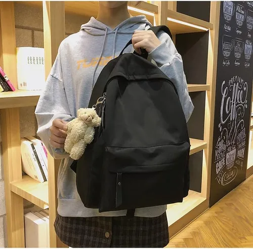 Vista 5 de CYee Cutecore - Mochila estética con colgante de oso, mochila para libros de preparación, suministros escolares, mochila de regreso a clases, Negro