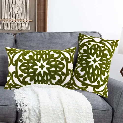Vista 47 de Alysheer Funda de almohada decorativa bordada de 18 x 18 pulgadas, acogedora y fresca funda de cojín bohemia con diseño de mandala chic de punto