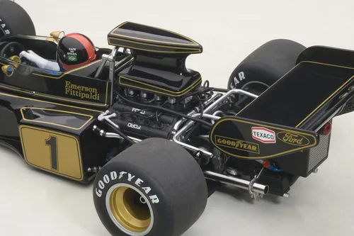 Vista 5 de Autoart Lotus 72E 1973 Emerson Fittipaldi #1 con figura de conductor en cabina 1/18 modelo coche