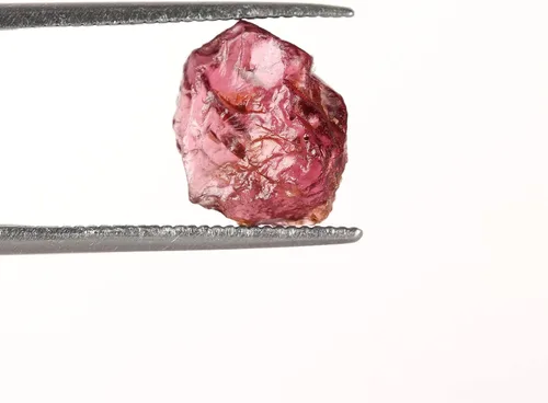 Vista 2 de GEMHUB Cristal curativo áspero AAA+Piedra Granate Roja Pequeña 5.25 Ct. Piedra preciosa suelta para envoltura de alambre, Gema, Granate africano