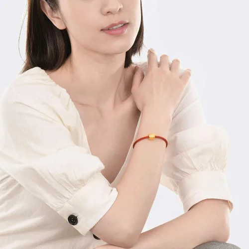 Vista 2 de Chow Sang Sang 90838C - Pulsera de oro macizo de 24 quilates con dije Yuanbao para mujer 999 Metal