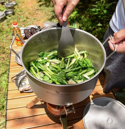 Vista 4 de Boundless Voyage Olla de cocina de titanio de 5L con tapa y mango plegable, olla grande para sopa para acampar al aire libre, senderismo, picnic