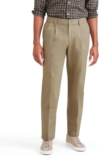 Vista 8 de Classic Fit Signature - Pantalones Iron Free de color caqui con Stain Defender - Plisados (Regular y Big & Tall)
