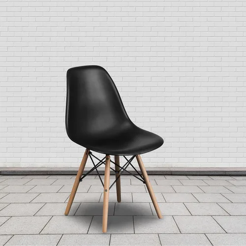 Vista 2 de Flash Furniture - Paquete de 2 sillas Elon Series de plástico negro con patas de madera