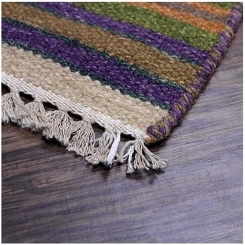 Vista 3 de MOTI Kilim 05 5 x 8 - Alfombra de lana tejida a mano dorada