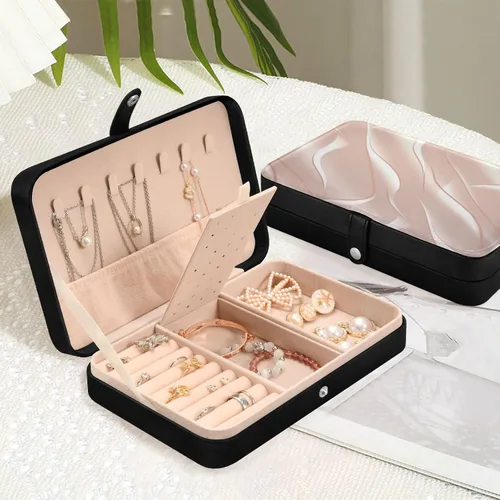 Vista 6 de Flradish Rose Gold Texture Travel Jewelry Box,Portable PU Leather Small Jewelry Organizer for Earrings,Ring,Necklaces,Bracelets