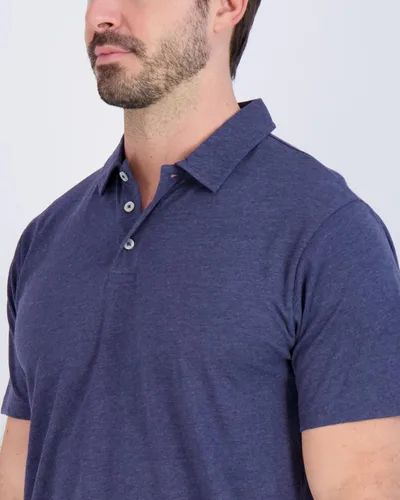 Vista 24 de Real Essentials Paquete de 3: Polo de manga corta de algodón para hombre, de secado rápido, transpirable, (disponible en tallas grandes y altas)