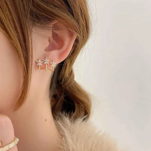 Vista 3 de SLUYNZ Aretes de plata de ley 925 con margaritas para mujer, aretes envolventes con flores