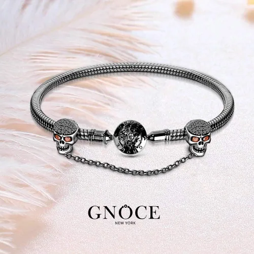 Vista 2 de GNOCE Pulsera con colgante de calavera negra con cadena de seguridad de plata de ley con cadena de serpiente Because I Love You Basic con cierre