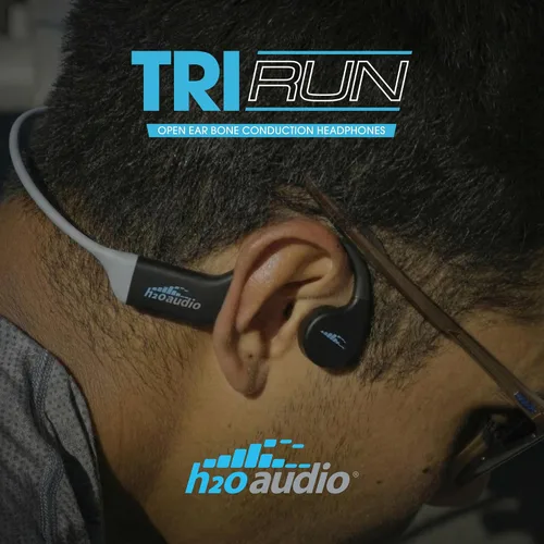 Vista 7 de H2O Audio TRI Run Auriculares de conducción ósea abierta. Auriculares multideportivos a prueba de sudor para correr, ciclismo y remo. Auriculares