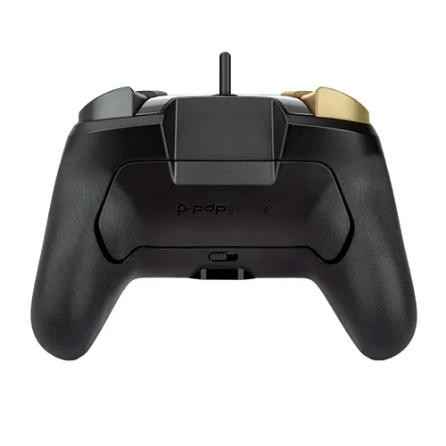 Vista 4 de PDP Gaming Faceoff Deluxe+ Wired Switch Pro Controller - Zelda Breath of the Wild - Link - Gold Black - Official Licensed Nintendo - Customizable