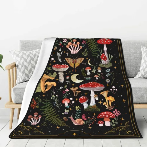 Vista 2 de Bonita manta estética de hongos, regalos de bruja para mujeres, regalos góticos, suave y acogedora manta de felpa con polilla cálida para mujeres