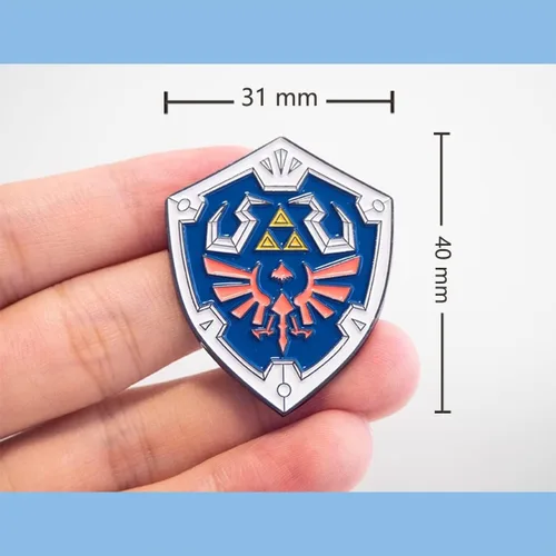 Vista 5 de LlinkShieldTriangle Hyrule's Royal Crest Broches clásicos Juego Ocarina of Time Breath of the Desert Pines para hombres mujeres fanáticos Insignias