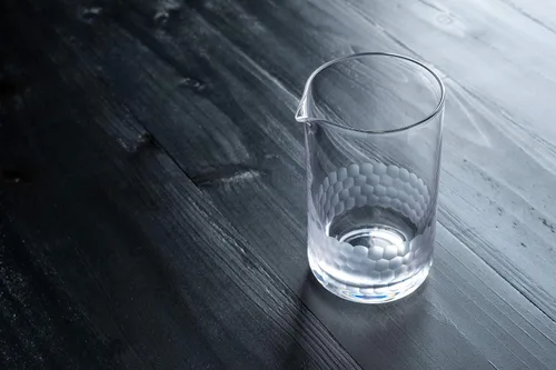 Vista 9 de Amehla Kit de inicio de barra de vidrio para mezclar cócteles: 8 piezas de barra de mixología con herramientas de barra y vasos, kit de bartending