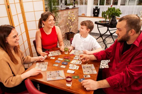 Vista 5 de Istanbul: Choose & Write - Juego de intercambio de recursos - Juego para la noche de juegos en familia - 1 a 5 jugadores - 30 a 45 minutos de juego
