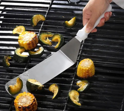 Vista 7 de New Star Foodservice 36213 Espátula/volteadera para parrilla con mango de plástico flexible, 36,8 cm, blanca