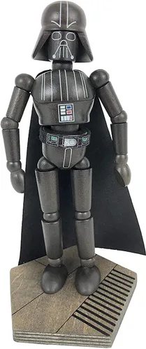 Vista 2 de Galaxy's Edge Figura de juguete de madera de Darth Vader de Star Wars