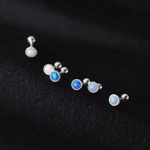 Vista 3 de Pendientes de tuerca redondos de ópalo de 18G de plata de ley 925 minimalistas de hélice, tragus, piercing de daith, aretes de caracola de daith