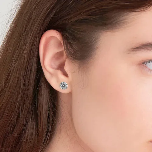 Vista 77 de Round Gemstone Stud Design 2