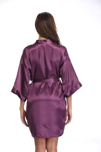 Vista 4 de Bata de satén para mujer, corta, sedosa, para dama de honor, novia, despedida de soltera, ropa para dormir