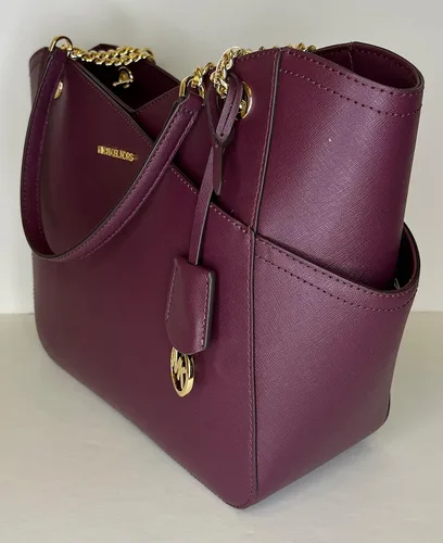 Vista 8 de Michael Kors Jet Set Travel Large Chain Shoulder Tote bundled with Large Continental Wallet and Purse Hook