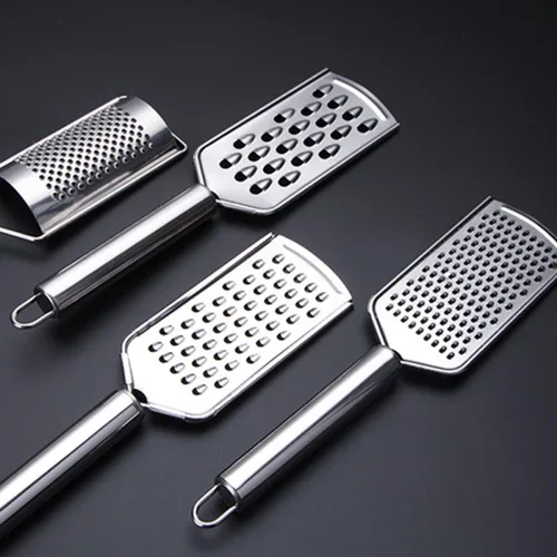 Vista 7 de Rallador de acero inoxidable para cortador de agujeros de cocina para papas, jengibre y queso, mango antideslizante para seguridad esencial