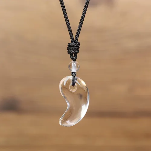 Vista 4 de Collar con dije Amorwing, de tres tesoros sagrados, magatama