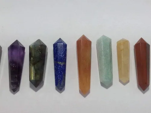 Vista 6 de WholesaleGemShop Hermoso lote de diez piedras preciosas con doble terminación de lápiz de cristal curativo para hombres y mujeres Feng Shui Reiki