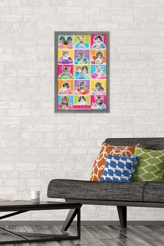 Vista 2 de Trends International Keith Kimberlin - Kitten - Cupcake Wall Poster, 14.725" x 22.375", Barnwood Framed Version