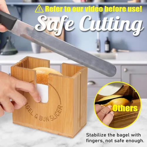 Vista 3 de Soporte de corte de bagel ajustable Soporte de corte de bagel de bambú con ranuras ajustables de ancho para bagels pequeños y grandes, bollos