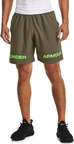 Vista 3 de Under Armour - Pantalones cortos para hombre, con detalles gráficos bordados