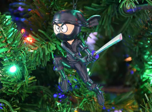 Vista 3 de Tree Buddees Karate Ninja con espada adornos navideños