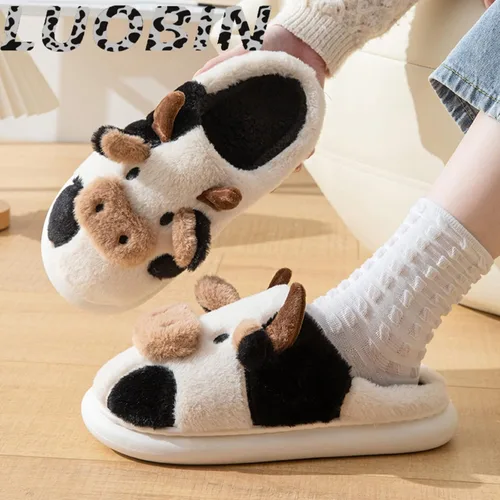 Vista 6 de LUOBIN Zapatillas de vaca de dibujos animados zapatillas de invierno para interiores y exteriores para hombres y mujeres
