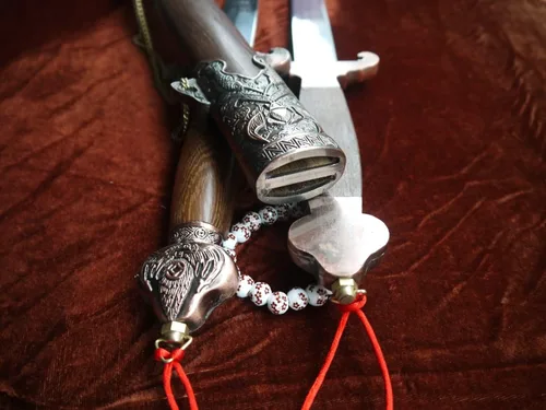Vista 8 de LOONGSWORD - Juego de espada china doble de acero inoxidable – Cuchillas flexibles hechas a mano, vaina y mango de palisandro, espadas tradicionales