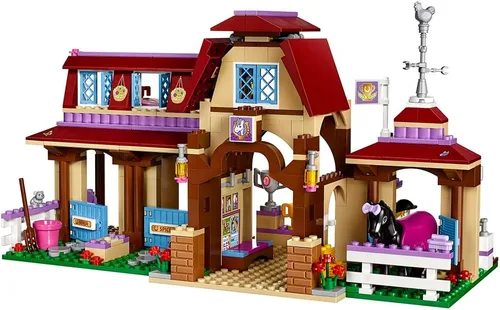 Vista 2 de LEGO Friends Heartlake Club 41126, juguete de equitación