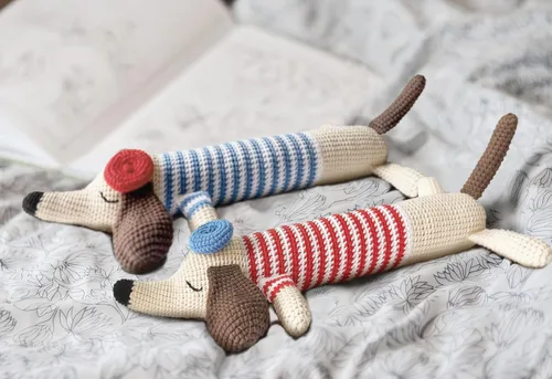 Vista 8 de luxSoramia Kit de ganchillo para principiantes, kit de 2 piezas de perro salchicha para principiantes con tutoriales en video paso a paso, kit