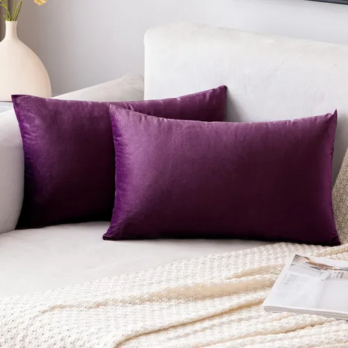 Vista 46 de EMEMA - Paquete de 2 fundas de almohada de terciopelo decorativas, fundas de cojín cuadradas suaves y sólidas para sofá, dormitorio, silla, Verde