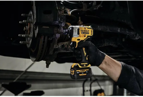 Vista 8 de DEWALT DCF901B XTREME 12V MAX* Llave de impacto inalámbrica de 1/2 pulgada sin escobillas (solo herramienta)