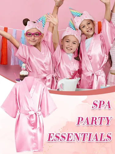 Vista 4 de Xuhal 92 piezas de recuerdos de fiesta de spa para niñas, suministros de fiesta de pijama, batas de satén para niños, fiestas de pijamas con bolsas