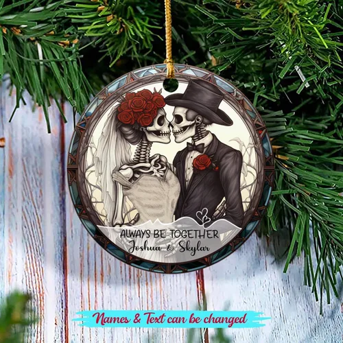 Vista 2 de Adorno de Navidad personalizado de esqueleto de novia y novio 2025, adorno de esqueleto de pareja con texto personalizado para bodas comprometidas