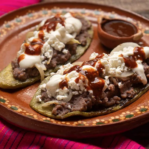 Vista 3 de Pimientos de chile enteros secos con chipotle morita de 1 libra Perfil rico de sabor ahumado, ideal para salsas caseras