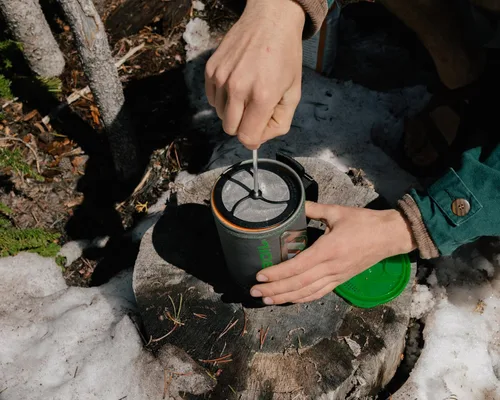 Vista 5 de Jetboil - Cafetera de prensa francesa de silicona para estufas de camping, tamaño regular