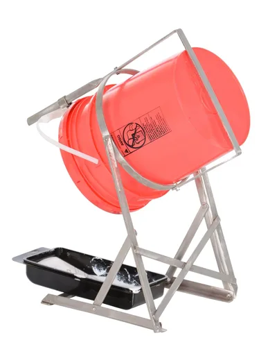 Vista 4 de Vestil CAN-S - Volquete manual de acero inoxidable, 70 libras, color plateado