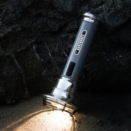 Vista 5 de Barebones Linterna vintage - Gris pizarra, linterna LED recargable por USB, 15 horas de tiempo de funcionamiento, 170 lúmenes, compacta y duradera