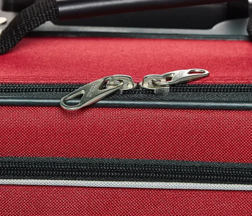 Vista 4 de American Tourister Fieldbrook XLT Softside - Equipaje vertical, RojoNegro
