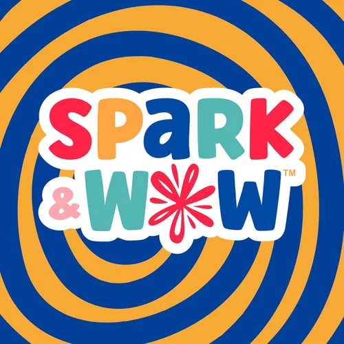 Vista 10 de Spark & Wow Spinny Gears - Tabla de engranajes de madera con 6 piezas en 3 tamaños Juguetes de causa y efecto Crea combinaciones coloridas
