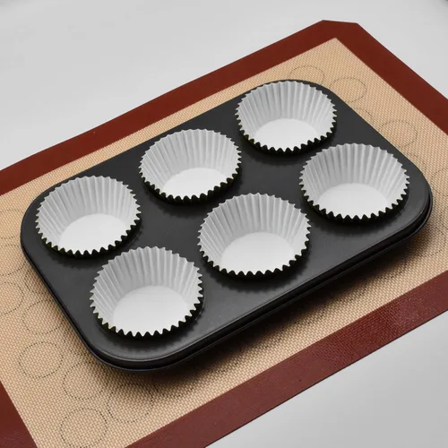 Vista 6 de 200 piezas de forros de papel de aluminio negro para cupcakes, tazas estándar para hornear, moldes de papel para muffins