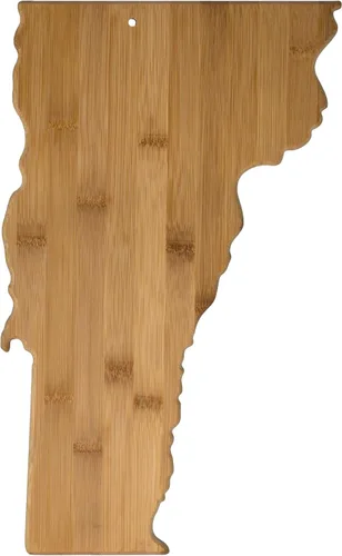 Vista 6 de Tabla para cortar y servir modelo Alabama de Totally Bamboo, de bambú 100%, para cocina y entretenimiento, Alabama, Marrón